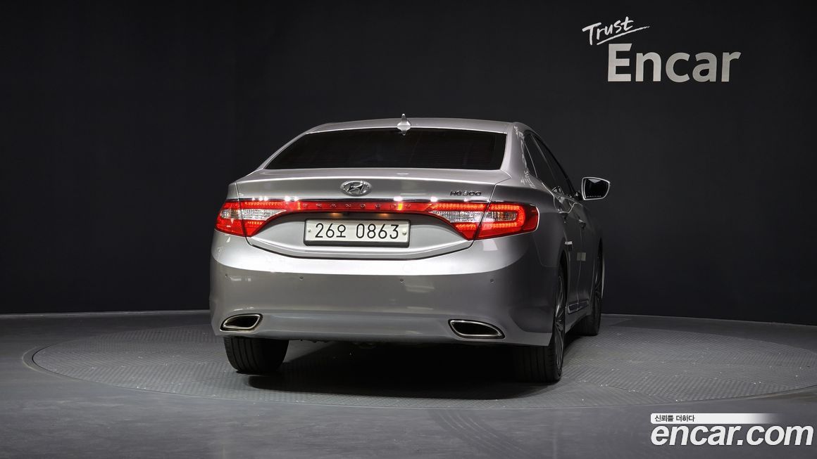 Hyundai Grandeur 2013