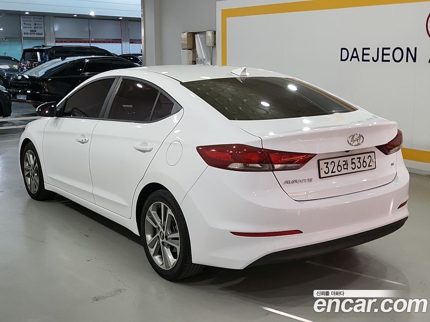 Hyundai AVANTE 2018