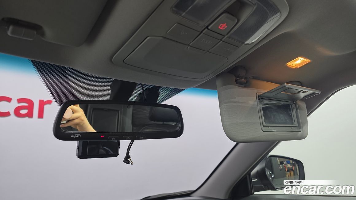 KG_Mobility_Ssangyong TIBOLI 2017