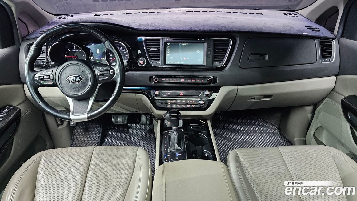 Kia Canival 2016