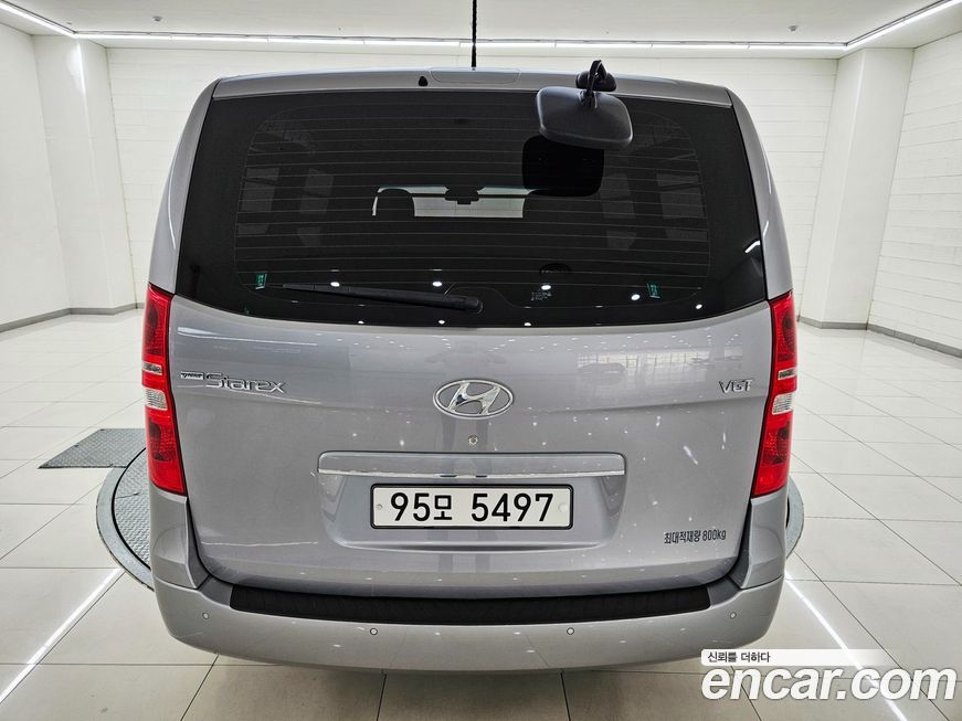 Hyundai Starex 2021