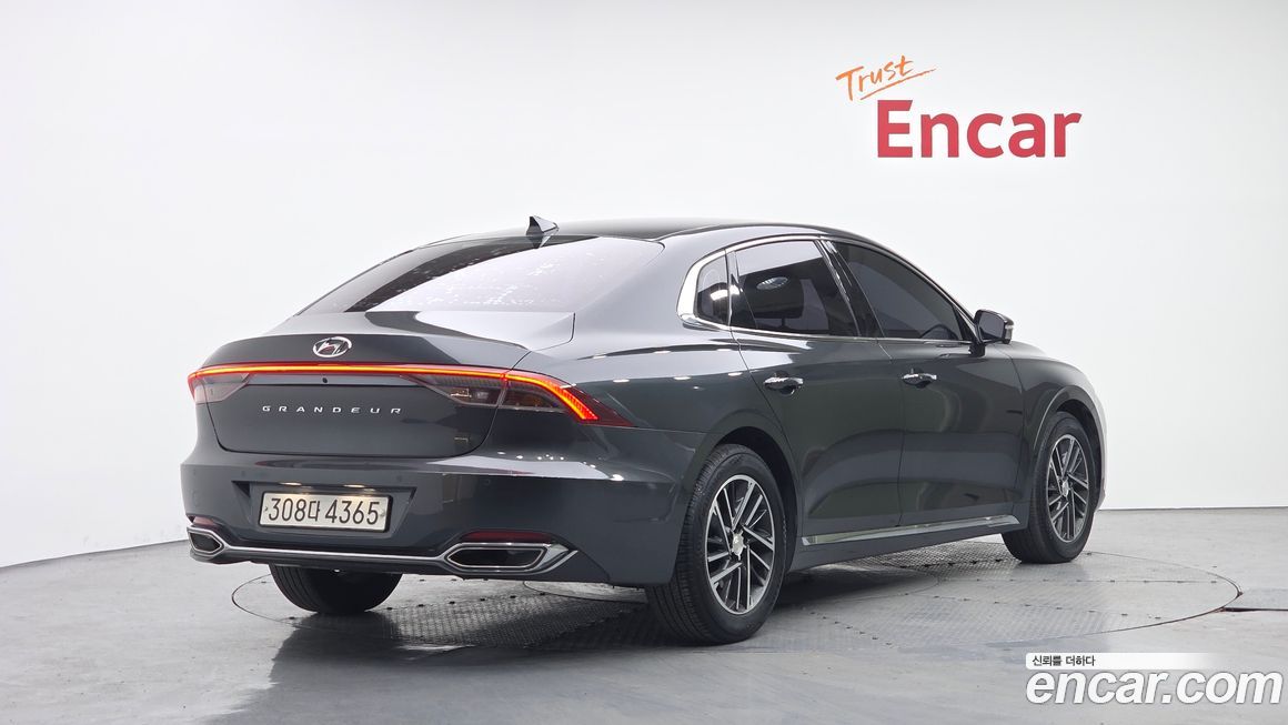 Hyundai Grandeur 2020