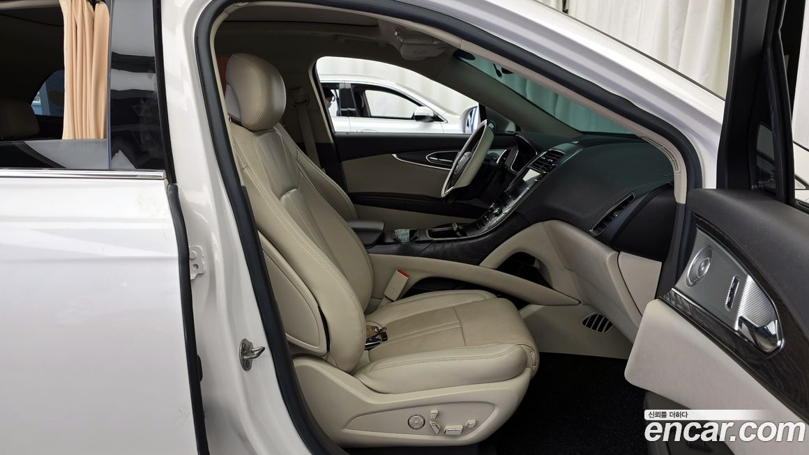 Lincoln Nautilus 2019