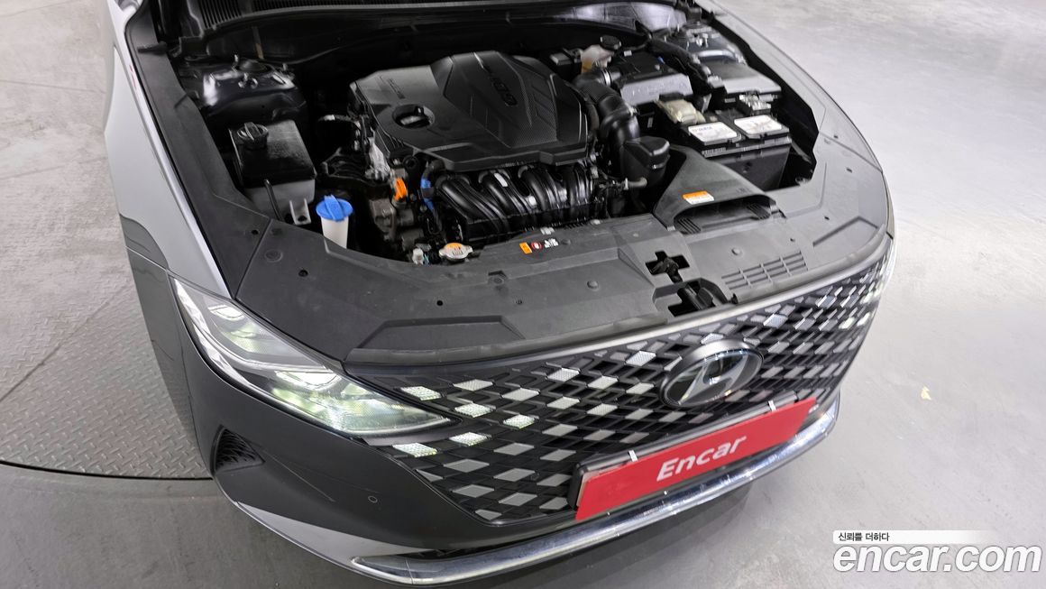 Hyundai Grandeur 2022