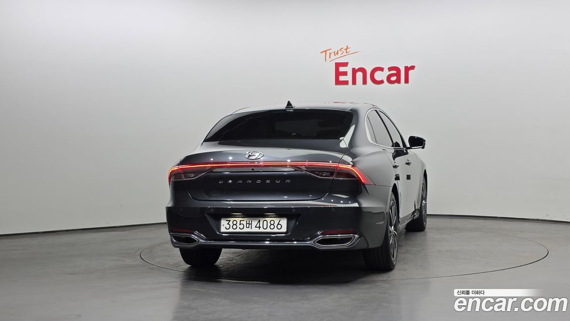 Hyundai Grandeur 2022