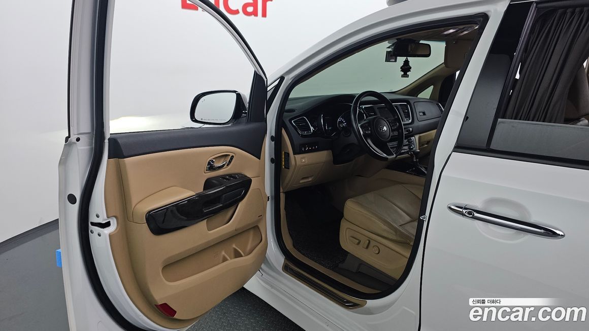 Kia Canival 2019