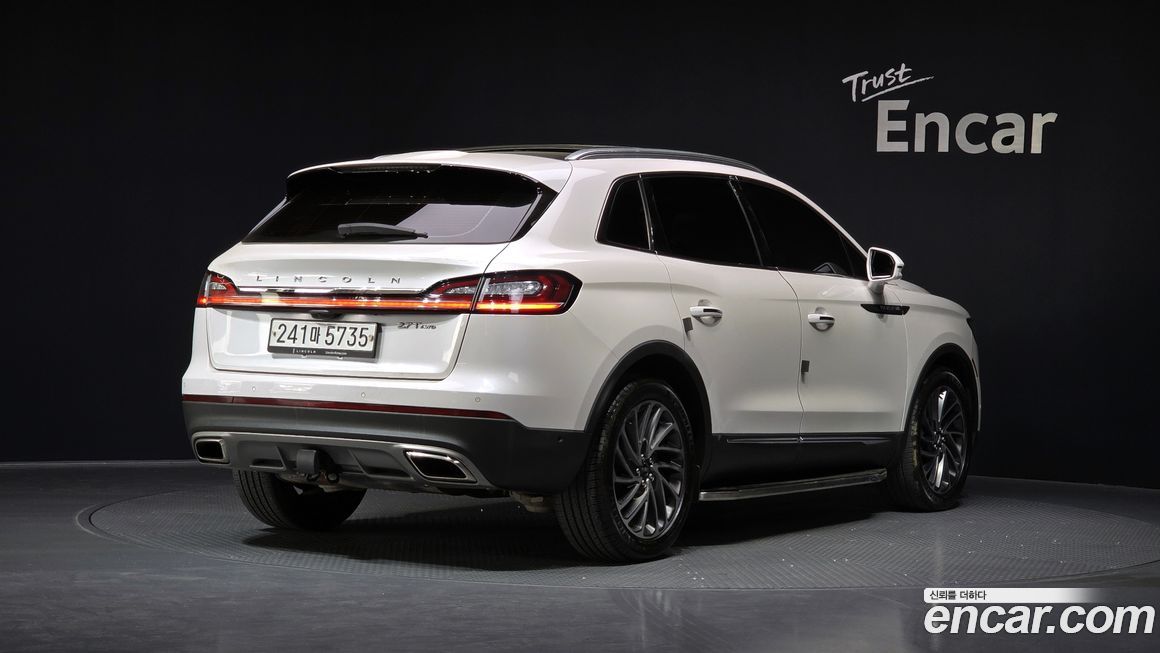 Lincoln Nautilus 2019