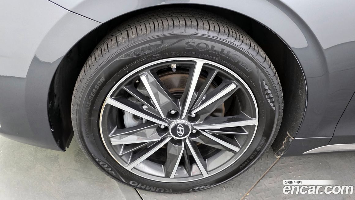 Hyundai Grandeur 2022