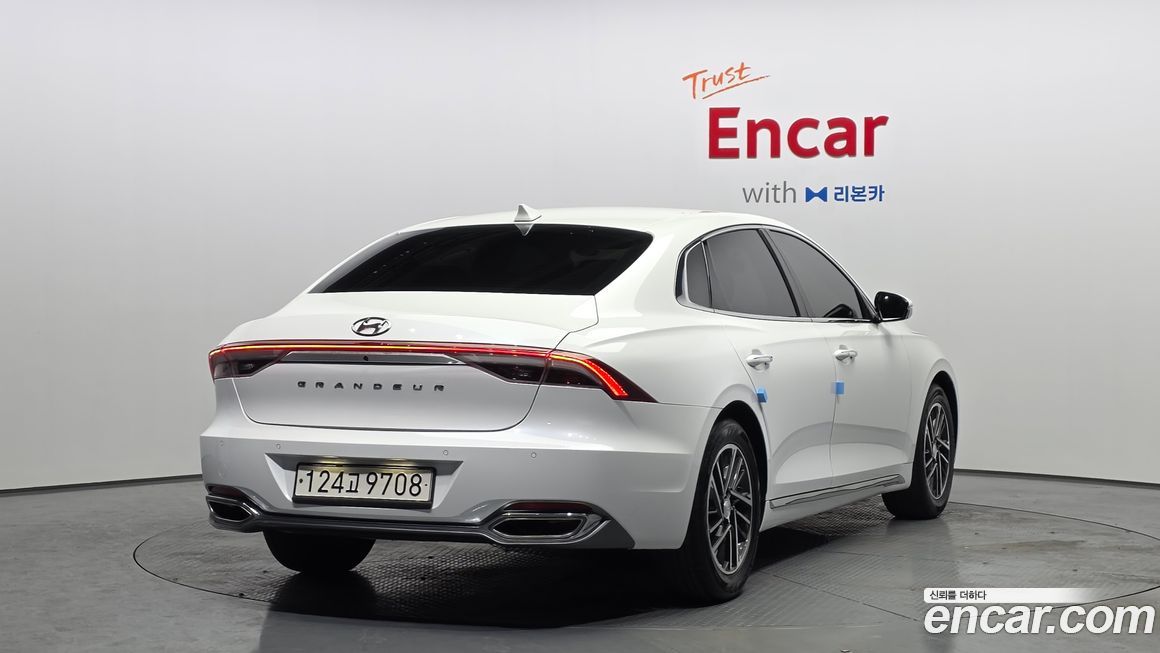 Hyundai Grandeur 2022