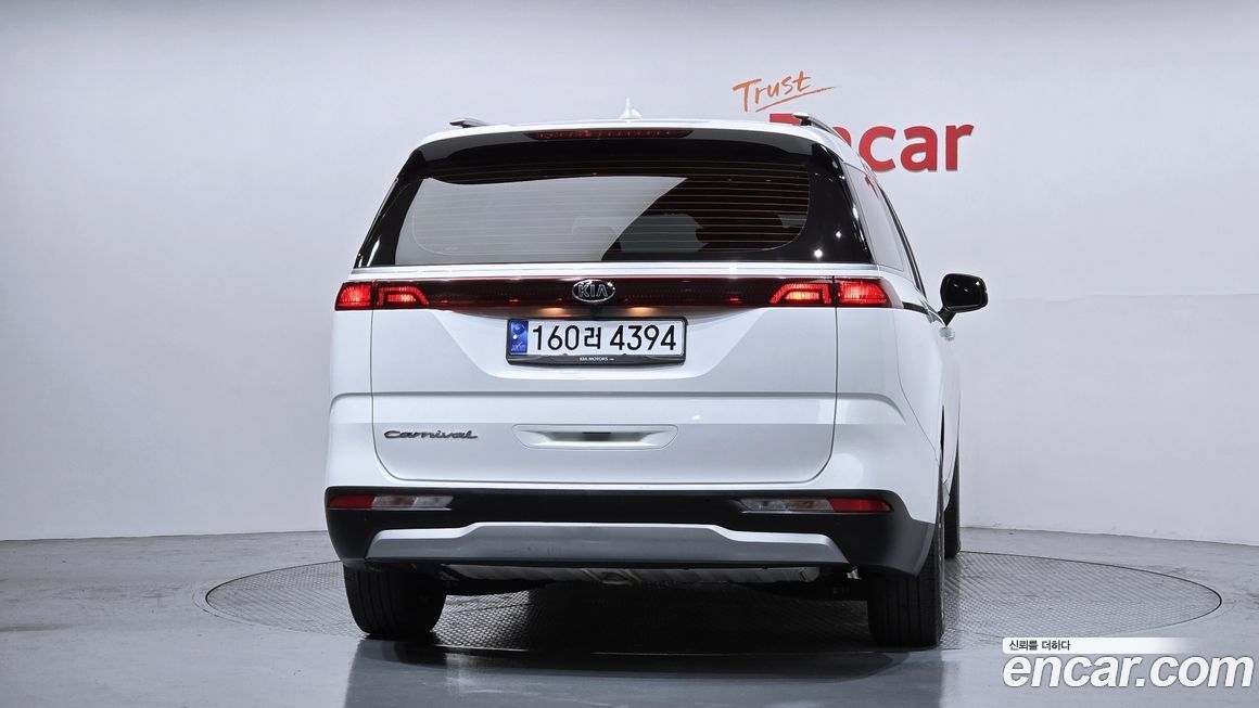 Kia Canival 2021