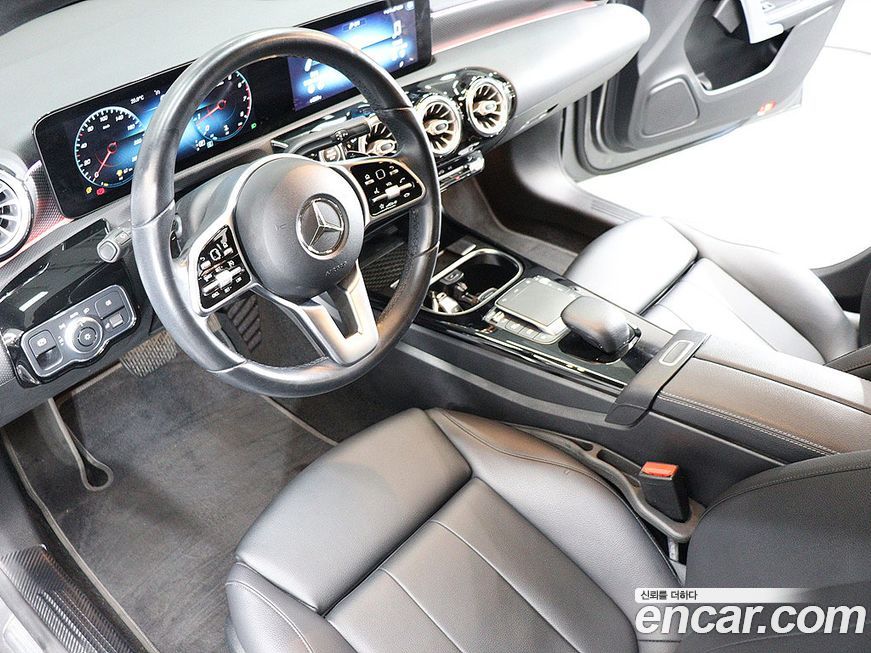 Mercedes-Benz A-Class 2021