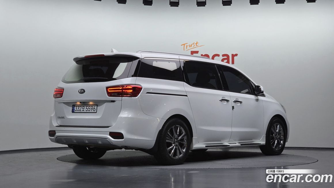 Kia Canival 2019