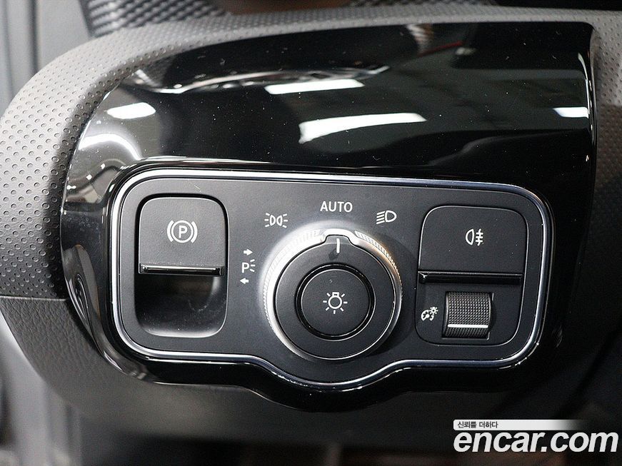 Mercedes-Benz A-Class 2021