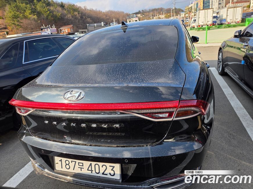 Hyundai Grandeur 2020