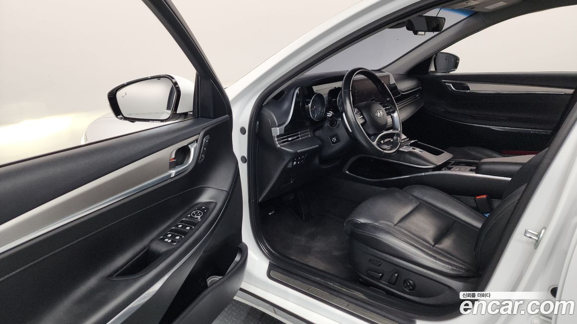 Hyundai Grandeur 2020