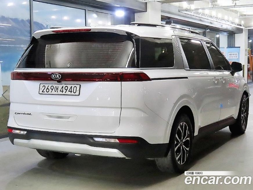 Kia Canival 2021