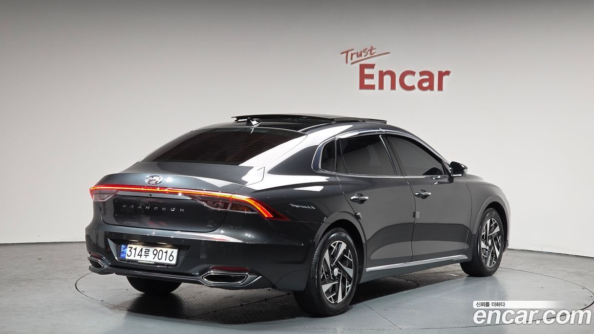 Hyundai Grandeur 2021