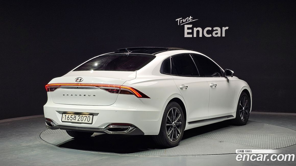 Hyundai Grandeur 2022