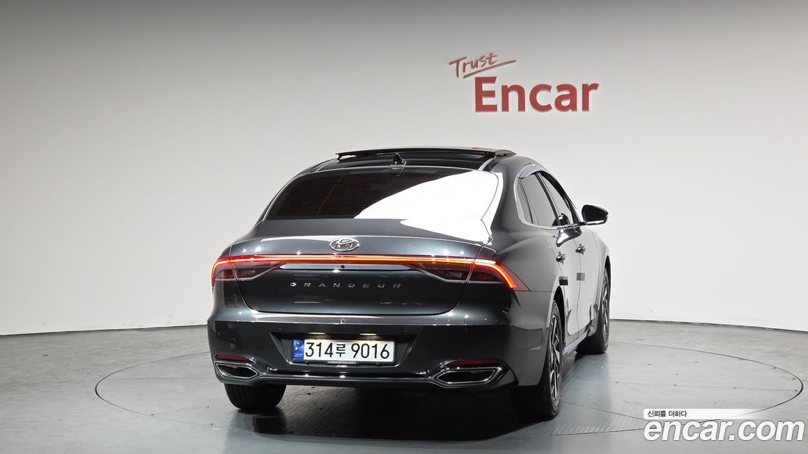 Hyundai Grandeur 2021