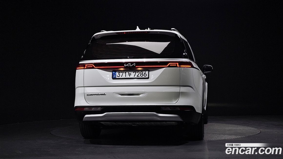 Kia Canival 2021