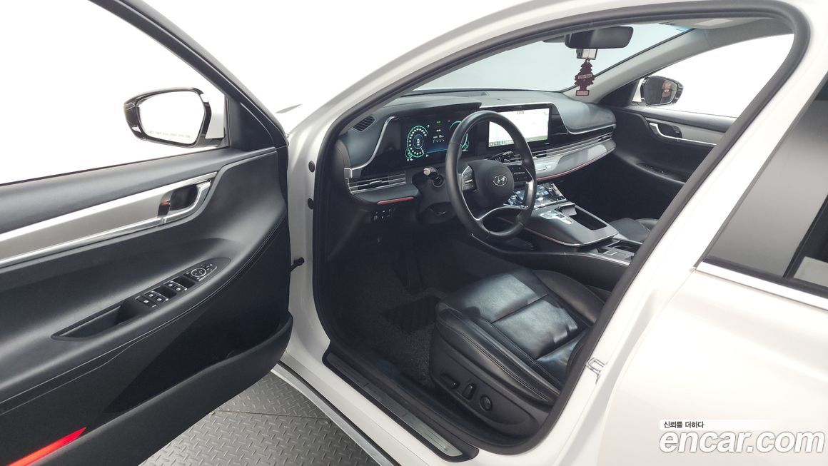 Hyundai Grandeur 2021