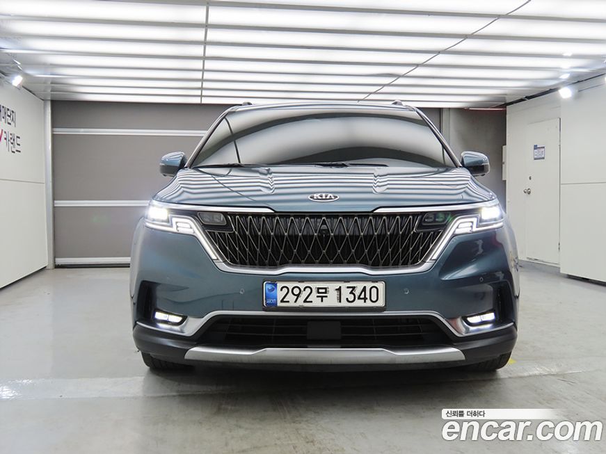 Kia Canival 2021