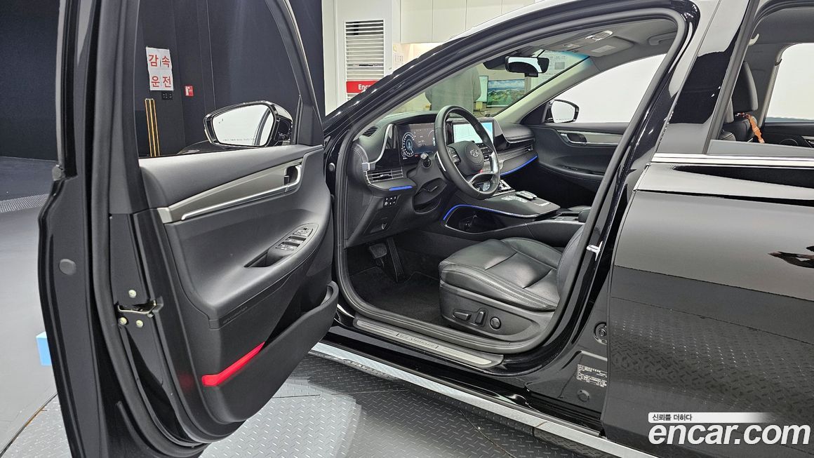 Hyundai Grandeur 2022