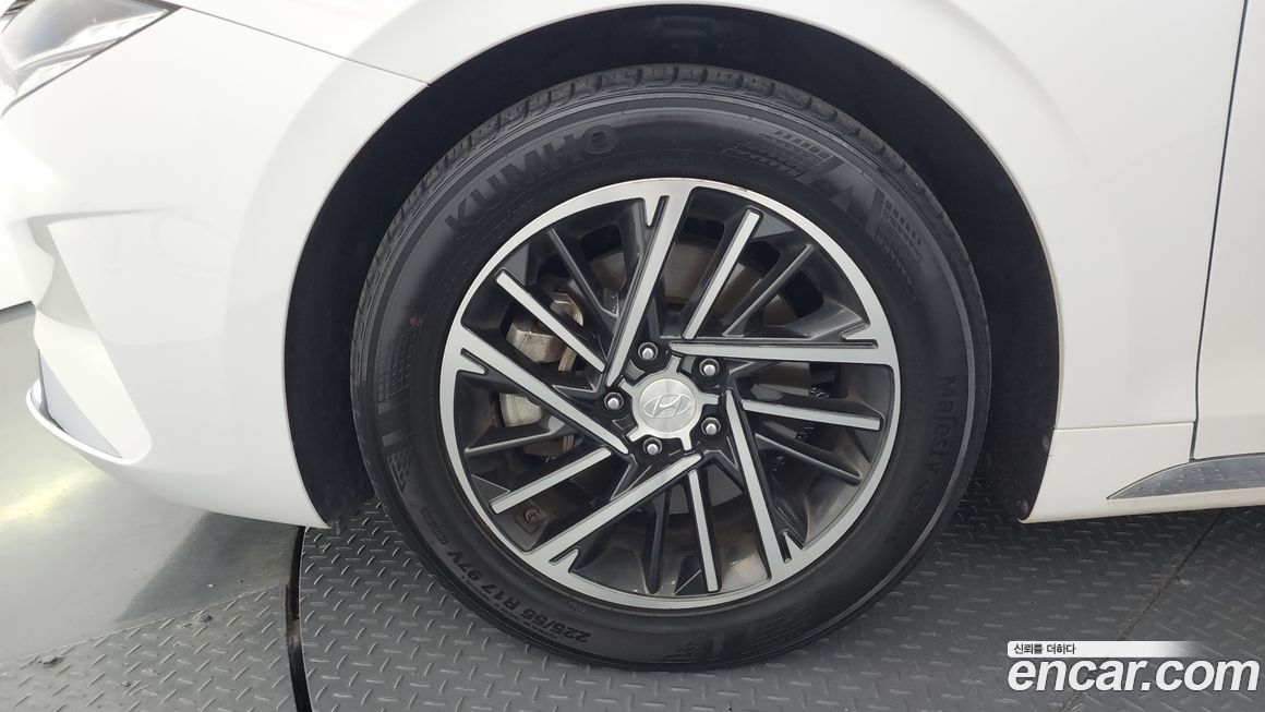 Hyundai Grandeur 2021