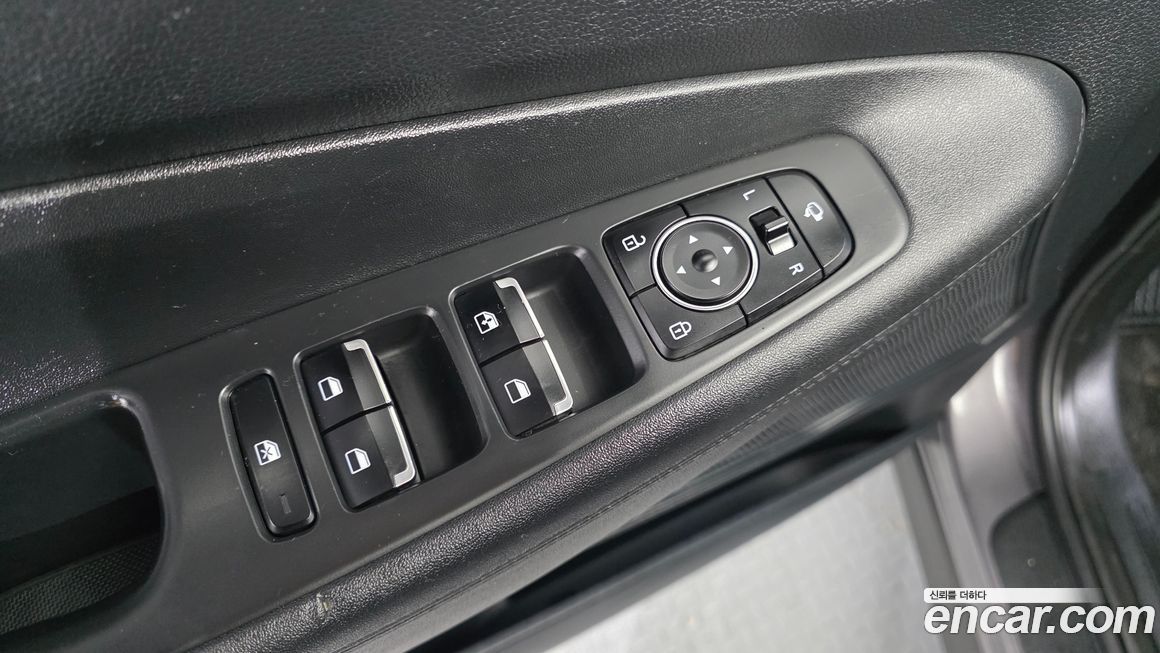 Hyundai Santafe 2022