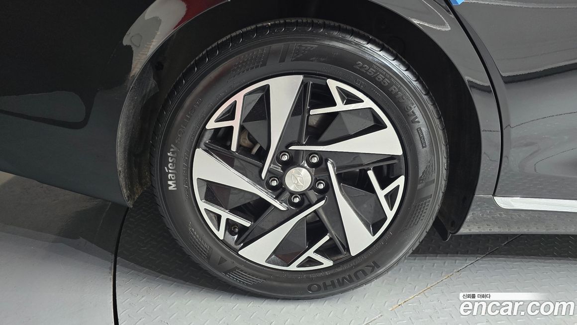 Hyundai Grandeur 2021