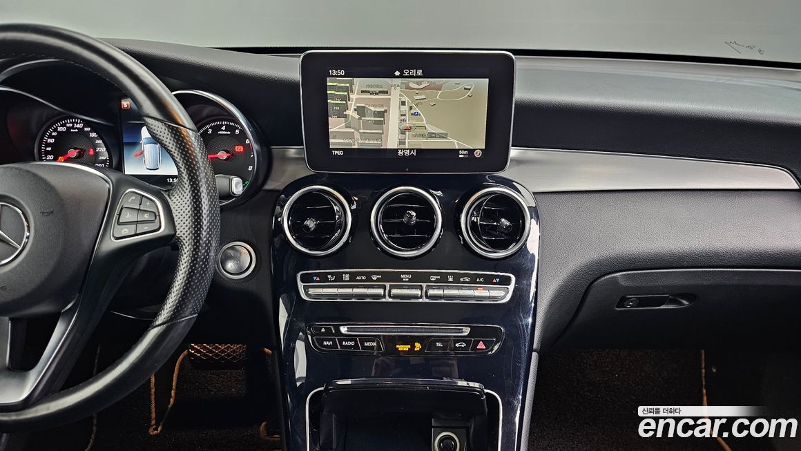 Mercedes-Benz GLC-Class 2018