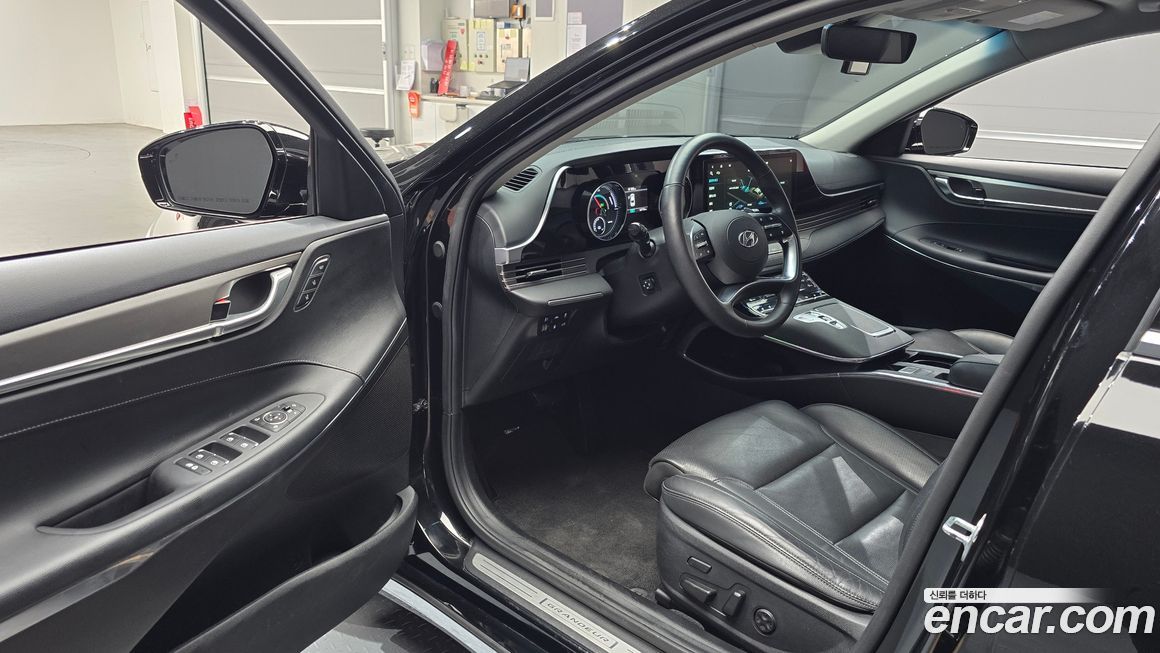 Hyundai Grandeur 2021