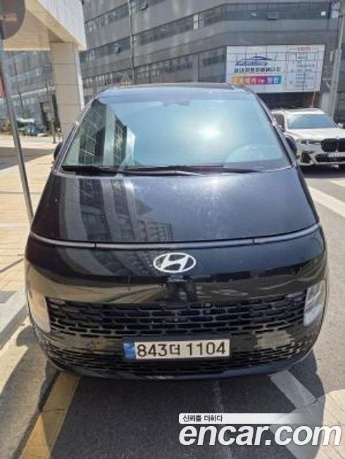 Hyundai Staria 2025