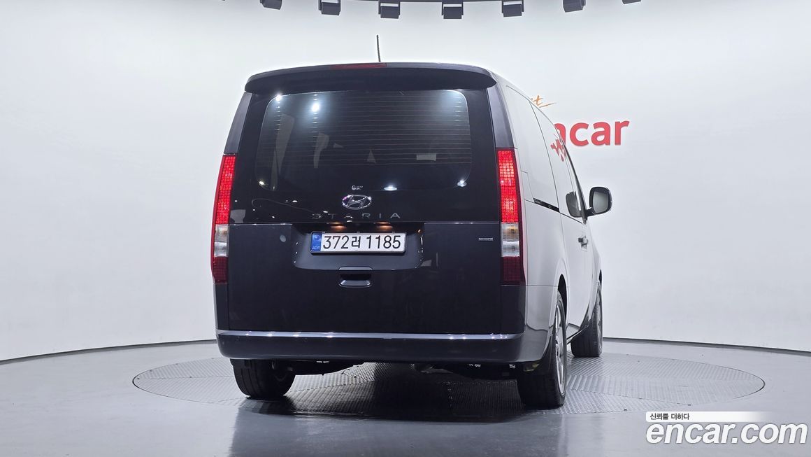Hyundai Staria 2022
