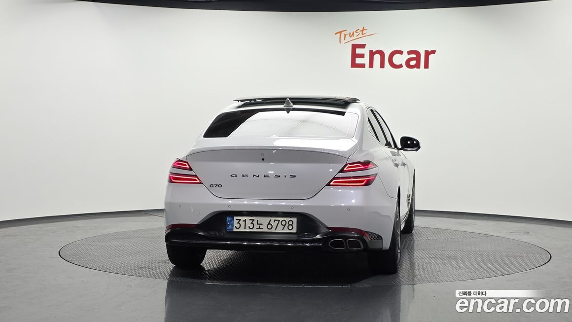 Genesis G70 2021