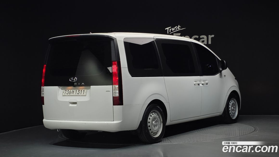 Hyundai Staria 2022