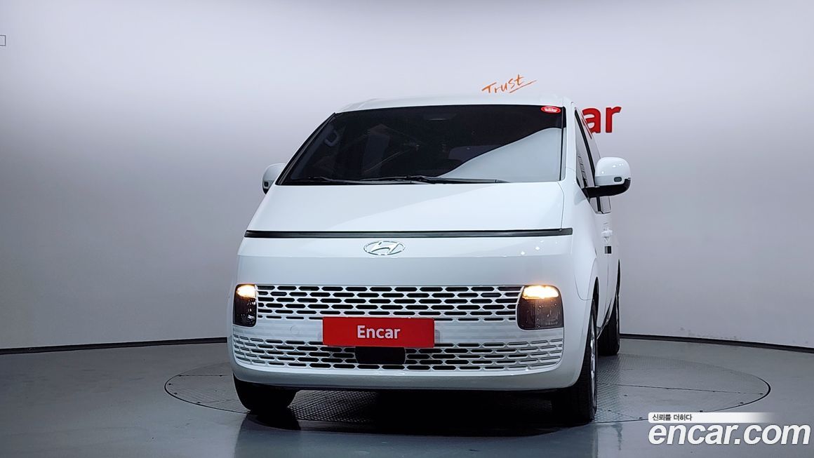 Hyundai Staria 2024