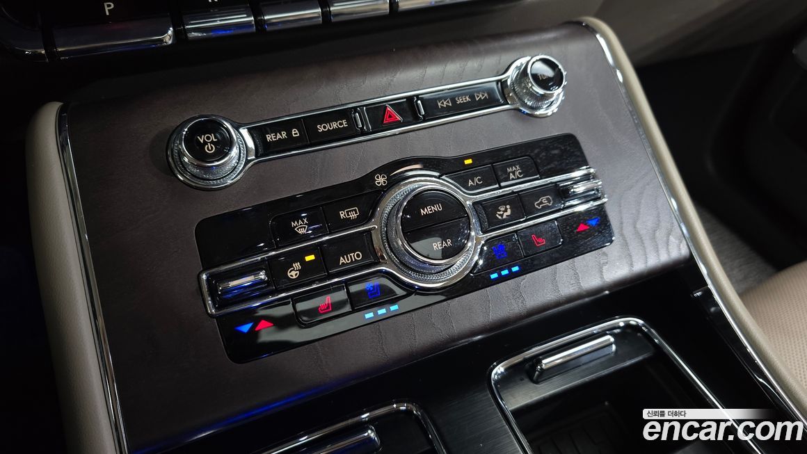 Lincoln Aviator 2021