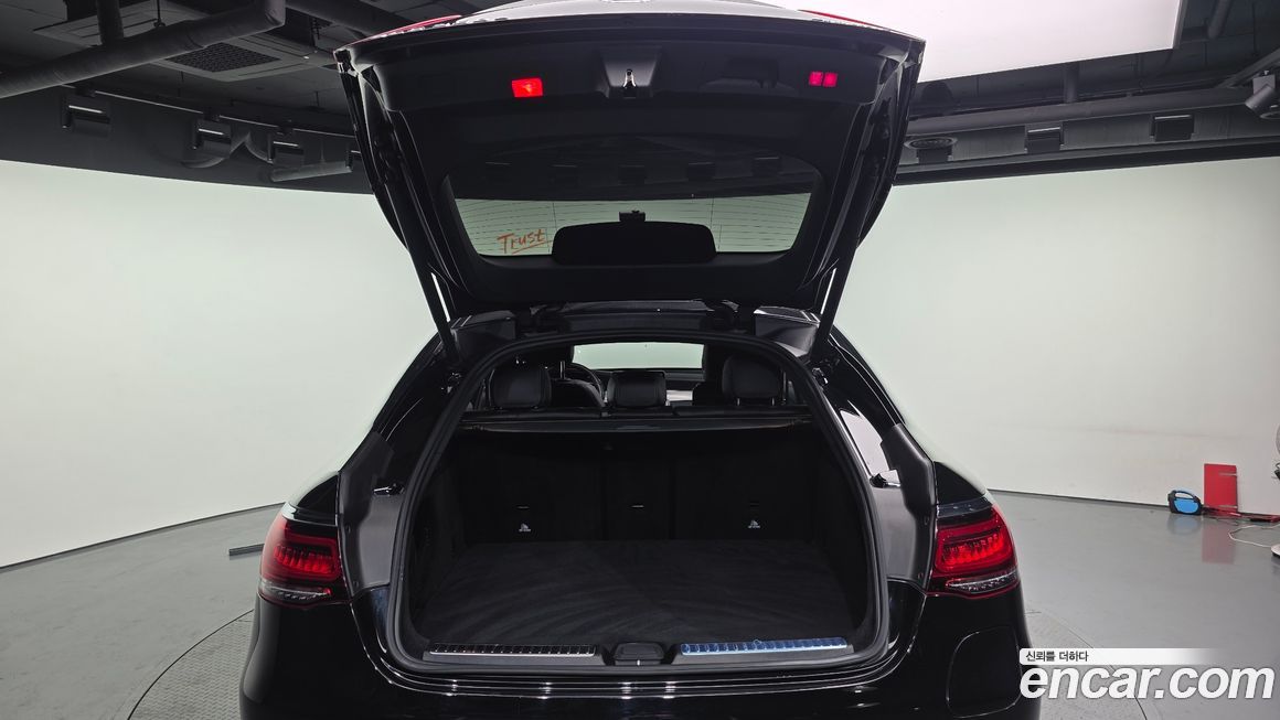 Mercedes-Benz GLC-Class 2020