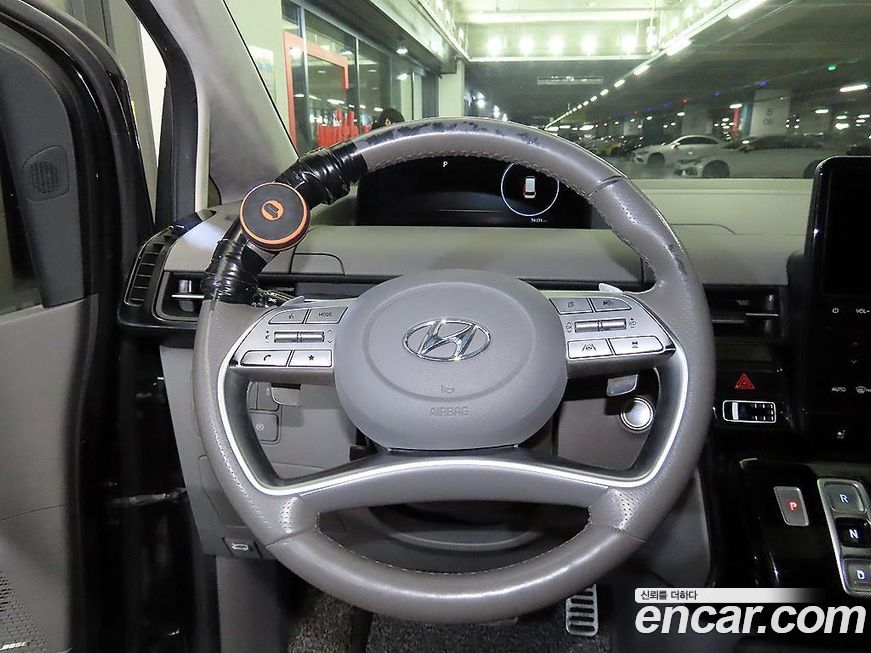 Hyundai Staria 2022
