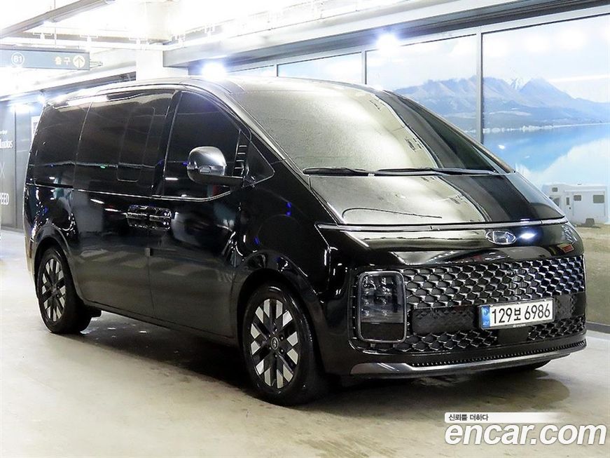 Hyundai Staria 2022