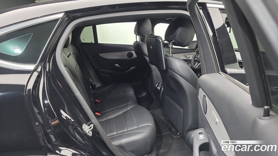 Mercedes-Benz GLC-Class 2020