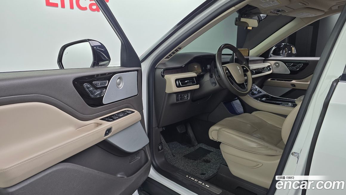 Lincoln Aviator 2021