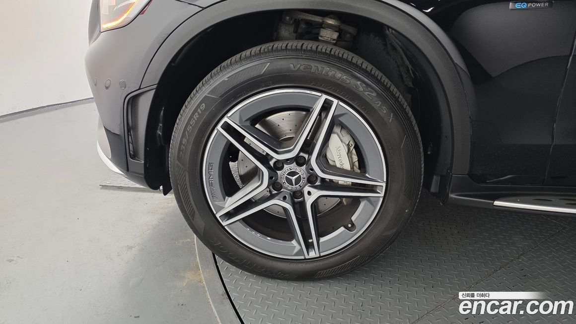 Mercedes-Benz GLC-Class 2020