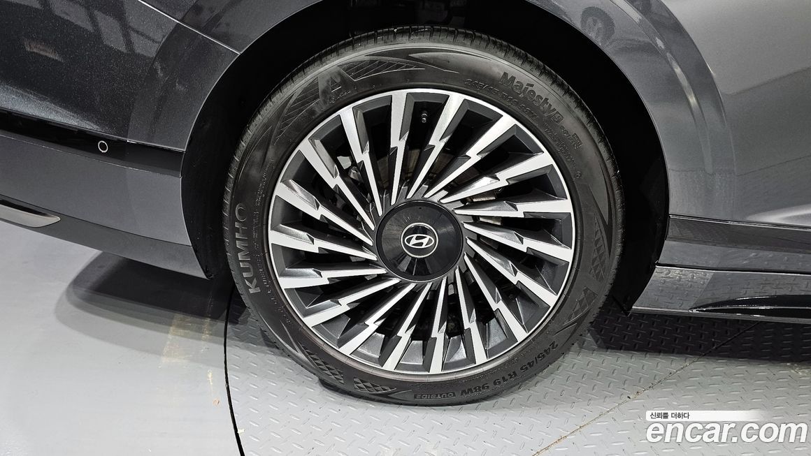 Hyundai Grandeur 2023