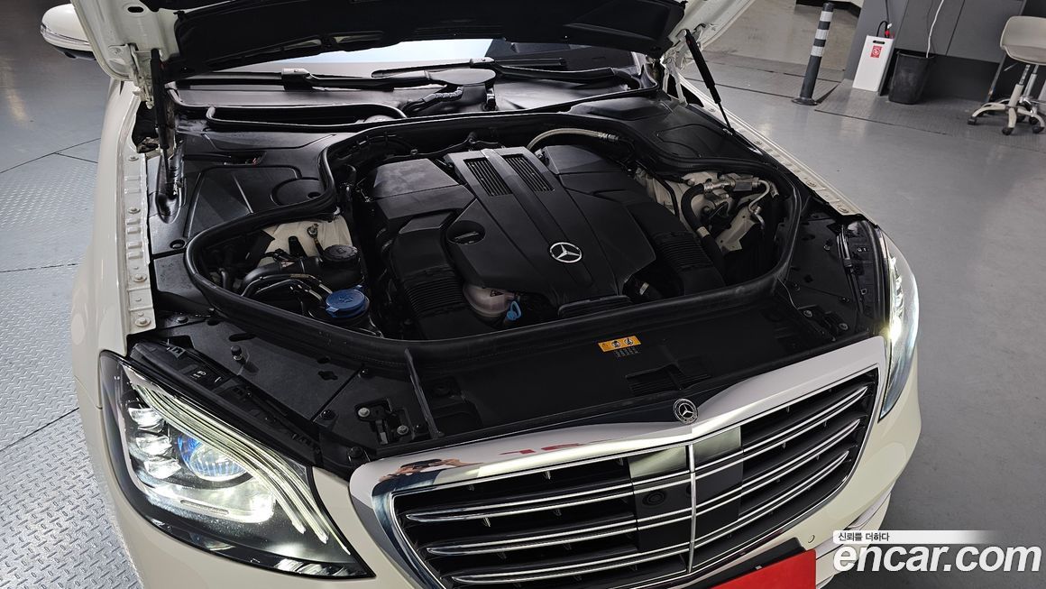 Mercedes-Benz S-Class 2019