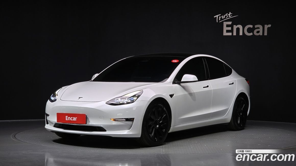 Tesla Model 3 2022