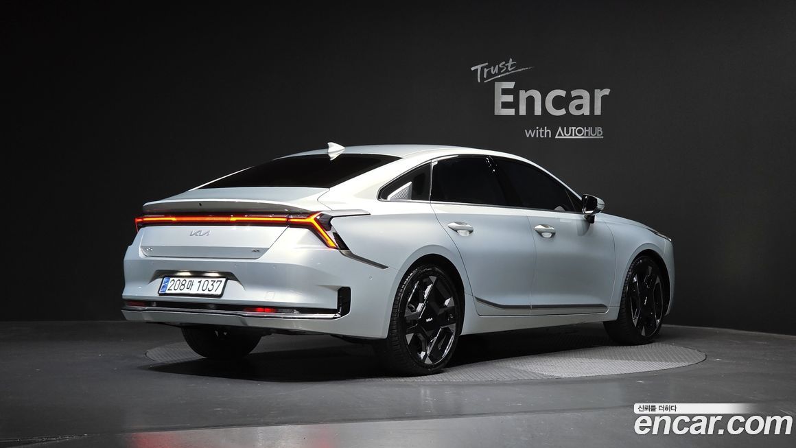 Kia K8 2025