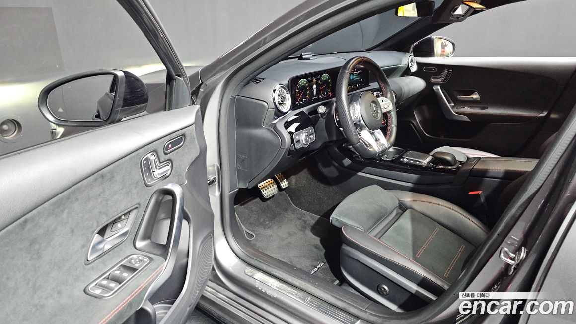 Mercedes-Benz A-Class 2023