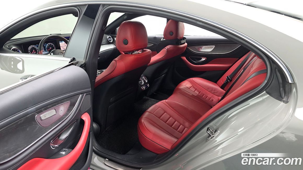 Mercedes-Benz CLS-Class 2020